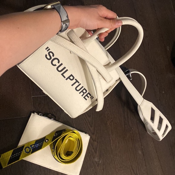☀️SOLD☀️ NEW OFF-WHITE Bag 2 interchangeable Straps Extra Coin Holder & Wrench - Picture 15 of 15